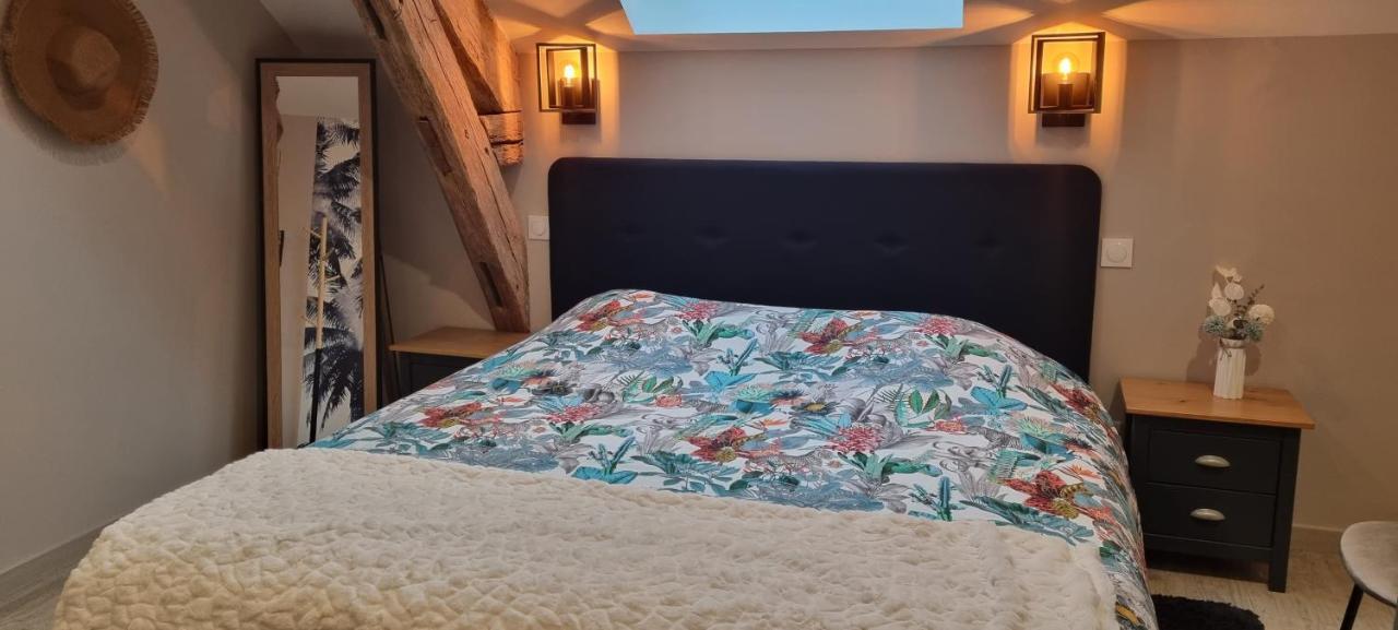 Au Nid des Champs, Agréable chambre d'hôtes avec jacuzzi sur demande, proche de Chartres Dammarie  Esterno foto