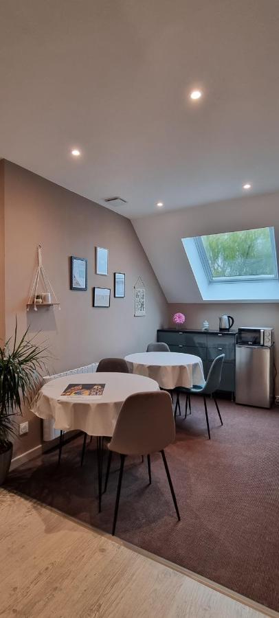 Au Nid des Champs, Agréable chambre d'hôtes avec jacuzzi sur demande, proche de Chartres Dammarie  Esterno foto