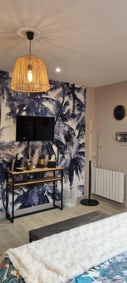 Au Nid des Champs, Agréable chambre d'hôtes avec jacuzzi sur demande, proche de Chartres Dammarie  Esterno foto